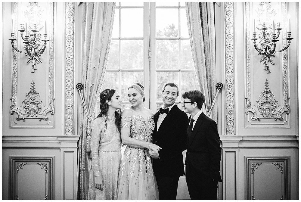 michele-family-501_wedding-photographer-ireland-paris.jpg