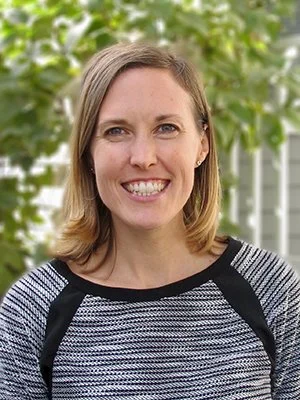 Erin Coutts Headshot