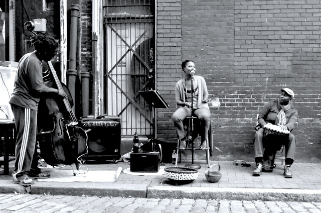 Yolanda Wisher and the Quick Fixx (Mark Palacio and Karen L. Smith) perform at First Friday in Philadelphia. Photo: Ted Boughter-Dornfeld.