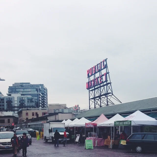 typical rainy day at pike's place market 