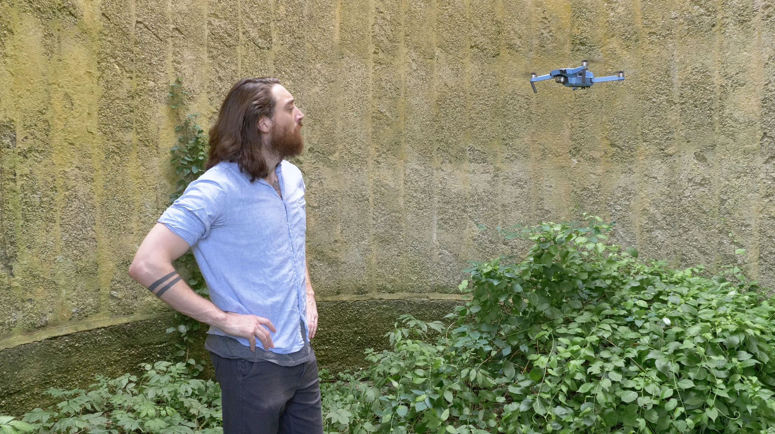 andrewscreenlilblue.jpg