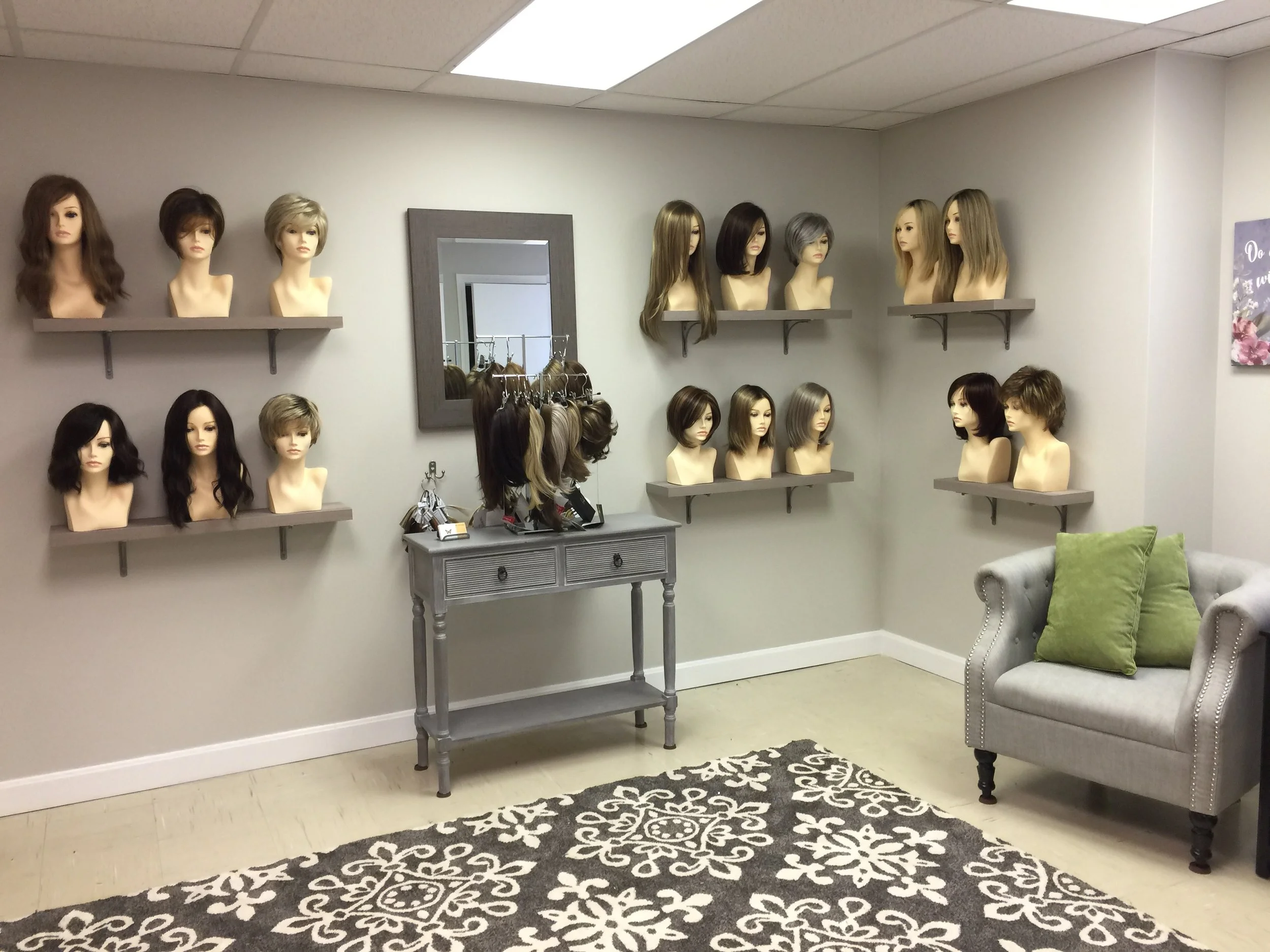 Wig Boutique — Papillon Jaune