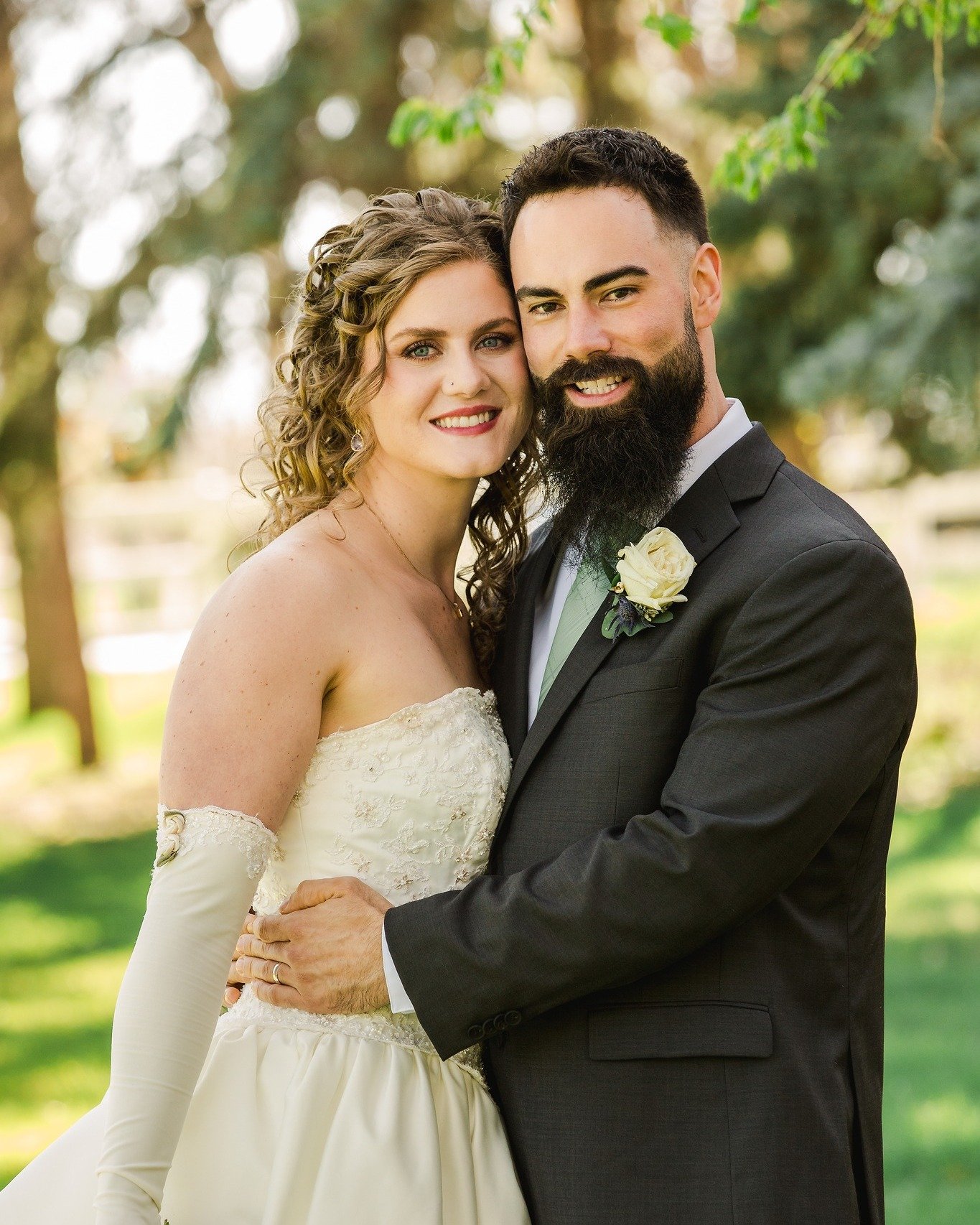 Wedding Days are a whirlwind and I hope your photos capture all the little things you can look back on later and make you smile :)

#weddingphotography #lethbridgephotographer #yqlwedding #makingmemories #couplesinlove #springwedding