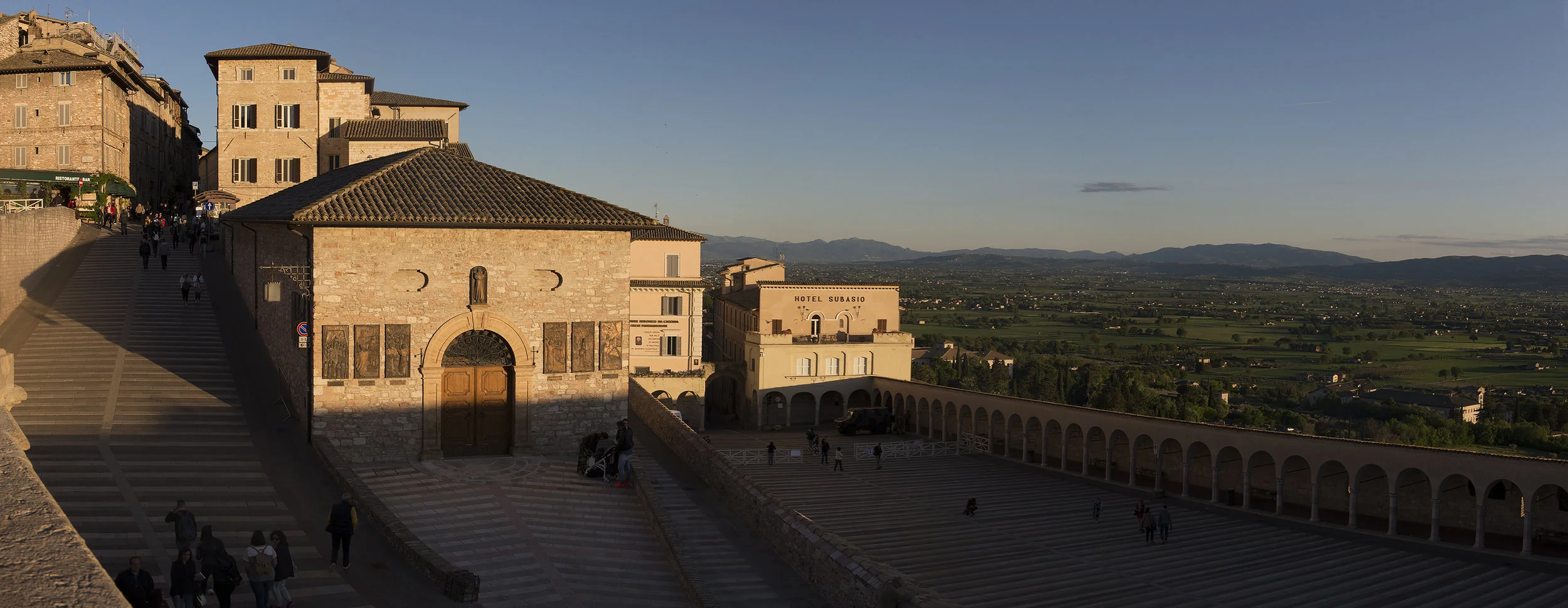 churchpano_s.jpg