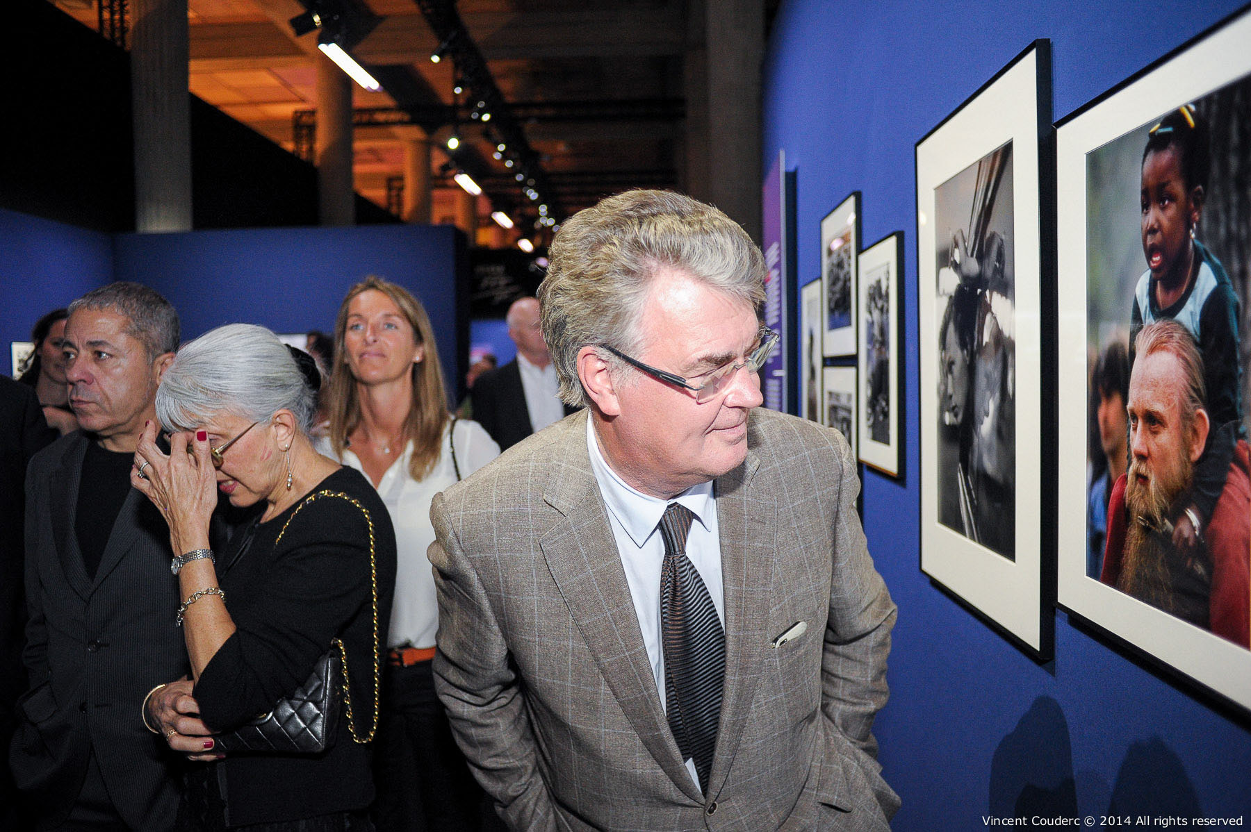  Jean-Paul Delevoye, président du CESE (2010-2015)  Exposition sur le travail du photographe Henri Dauman Palais d'Iéna,&nbsp;Paris, 2014.   www.manhattan-darkroom.com  
