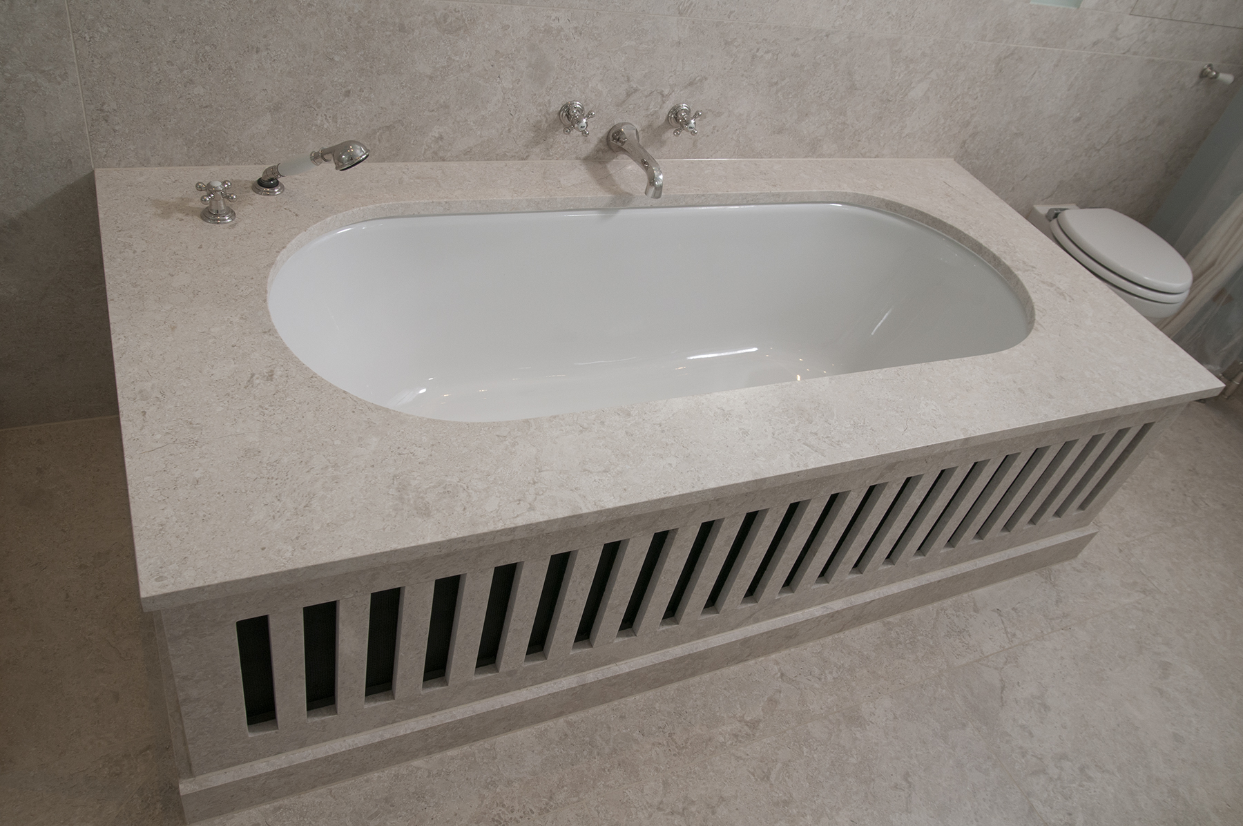 Bathroom_29.jpg