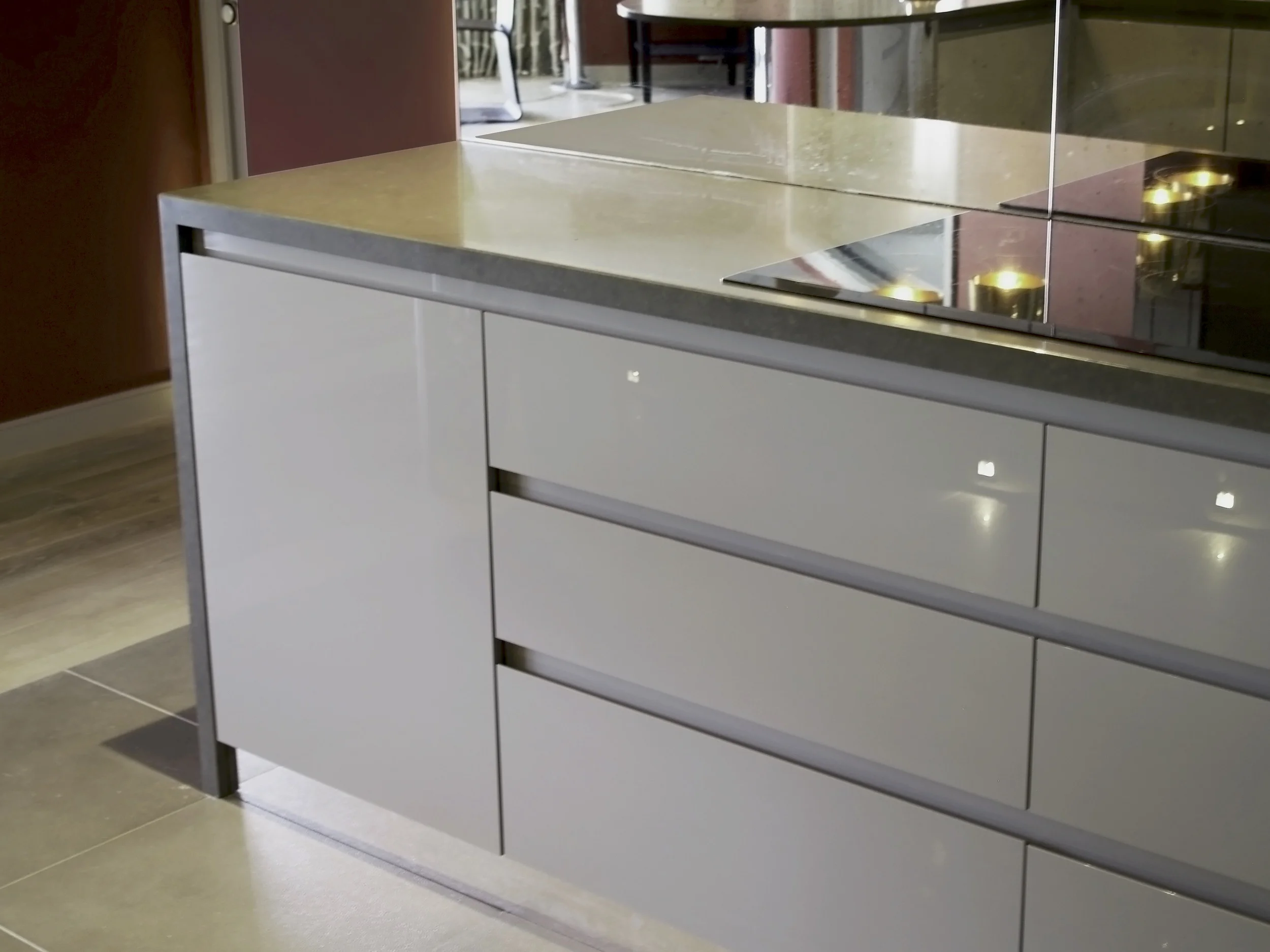 Battersea Kitchen_Caesarstone_Mink_7.jpg