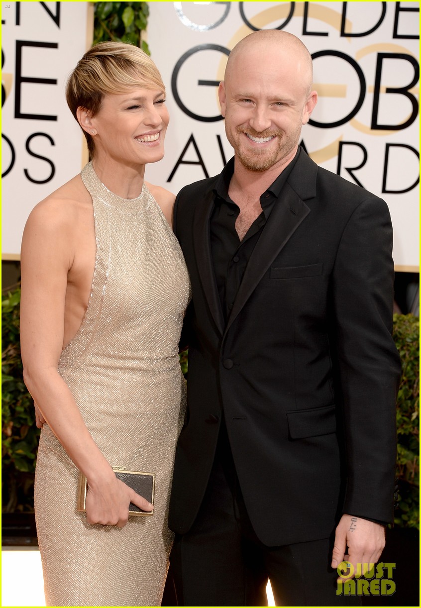 ben-foster-robin-wright-golden-globes-2014-red-carpet-02.jpg
