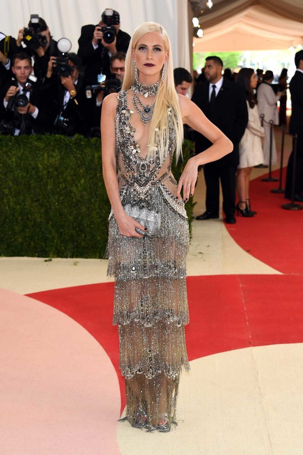 poppy delevigne in marchesa
