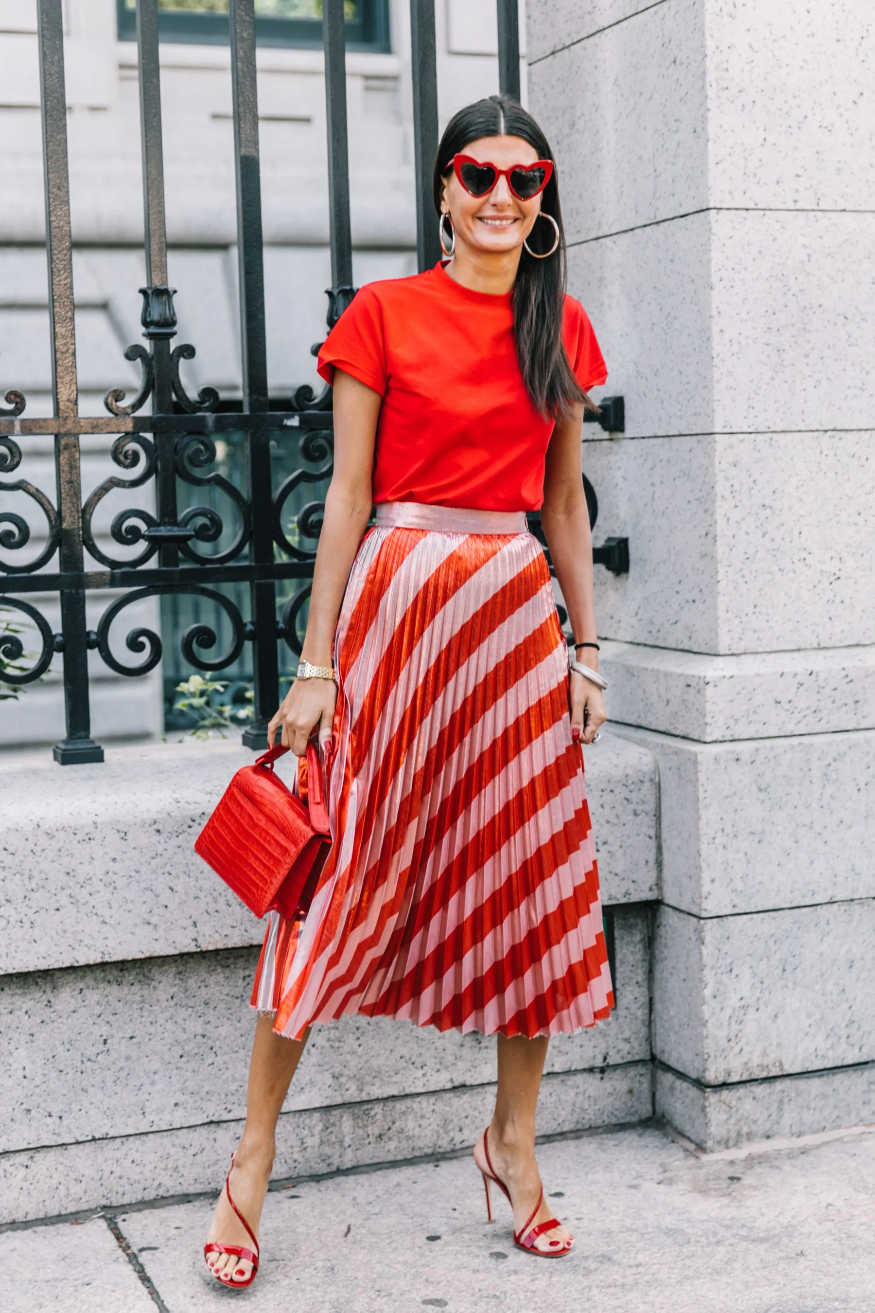 NYFW-SS18-New_York_Fashion_Week-Street_Style-Vogue-Collage_Vintage-70-1800x2700.jpg