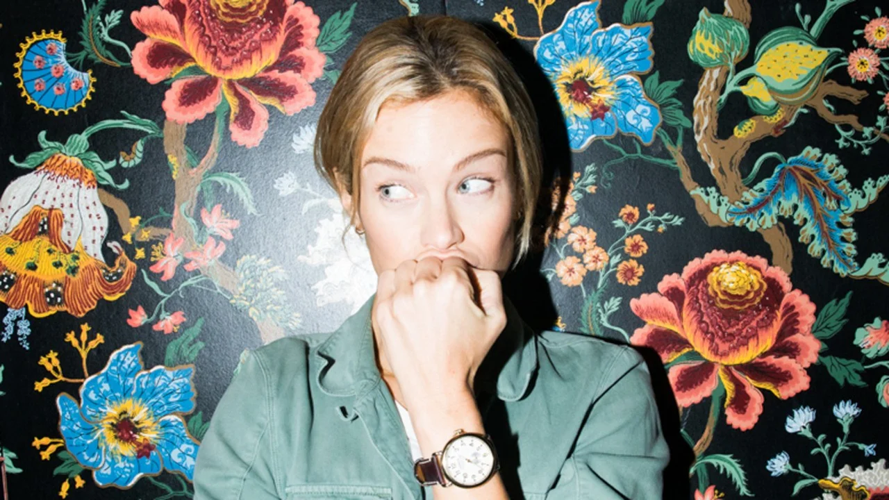 Carolyn_Murphy-72-at-home-dermarolling-weird-but-actually-works-homepage-1280x720.jpg