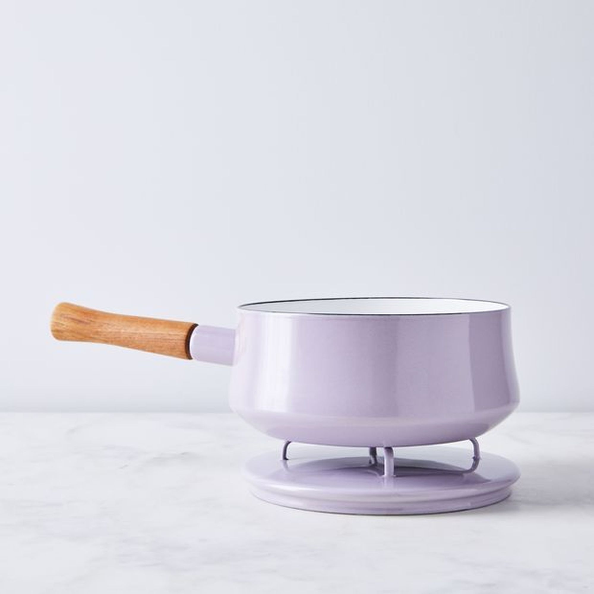 78e11a11-0b6a-463a-b8ed-85b3b335e32b--2019-0221_dansk_limited-edition_kobenstyle-pastels_lavender-2-quart-saucepan-with-lid_silo_ty-mecham_002_1-.jpg