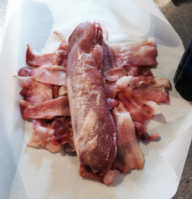 Thick cut bacon would have given me better structure in my first attempt at a BACON BASKET-WEAVE!