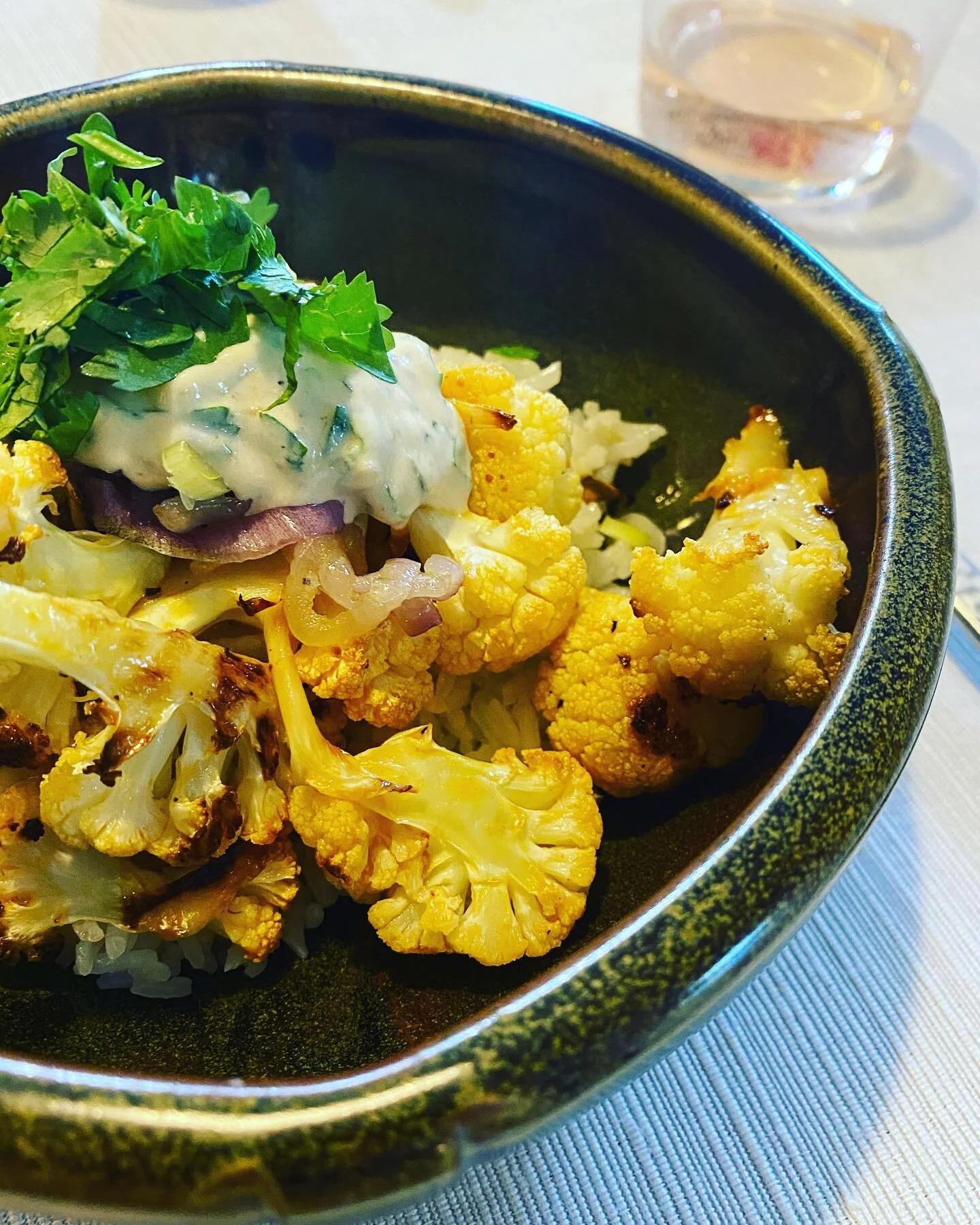 Buffalo #cauliflower rice bowls with a tahini sauce #meatlessmonday #vegan