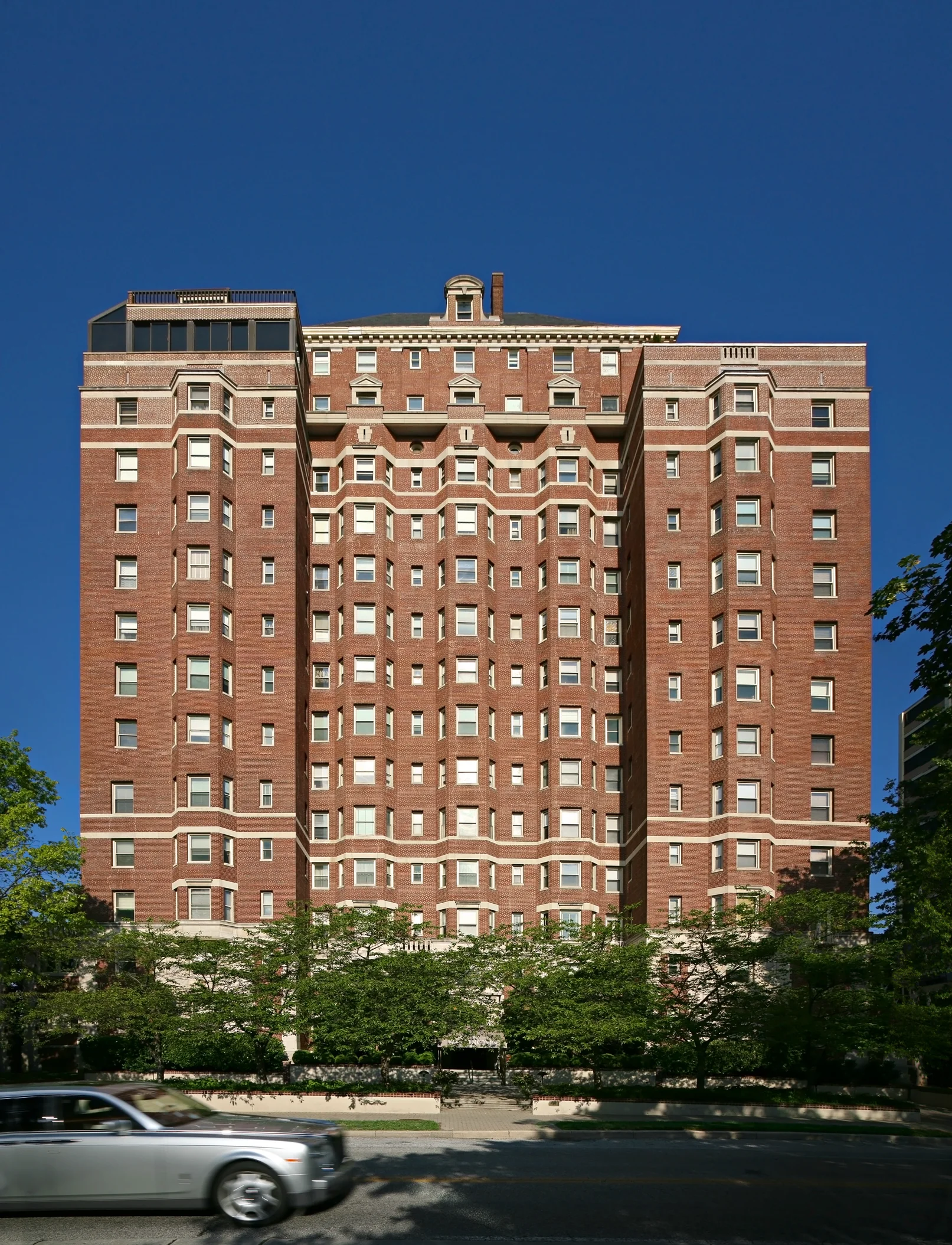 WARRINGTON FACADE 01 (web).jpg