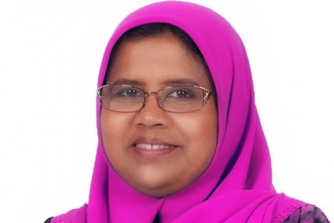 A Maldivian MP removes her hijab, and the whole country predictably freaks out