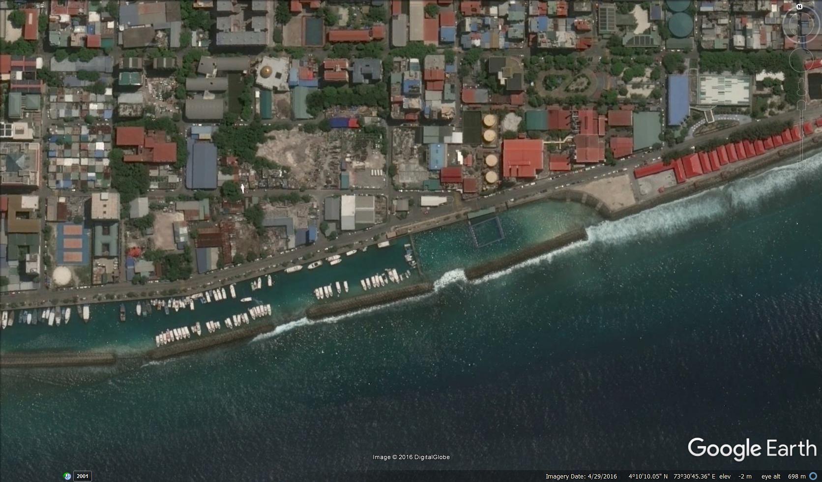 Close up of current track area with swimming buoys visible in the middle. Image via Google Earth. © 2016 Digital Globe