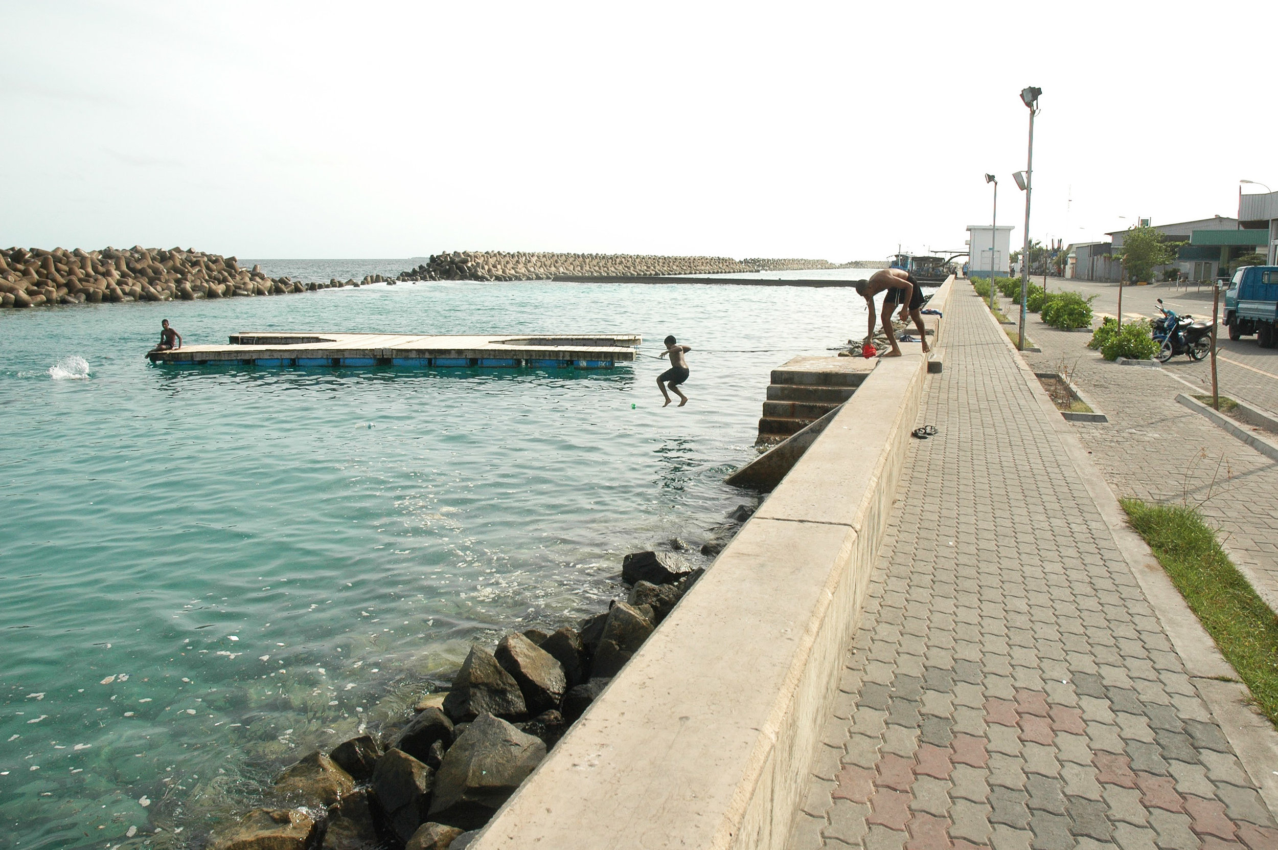 One of the old platforms. Nikon D70s (2007)