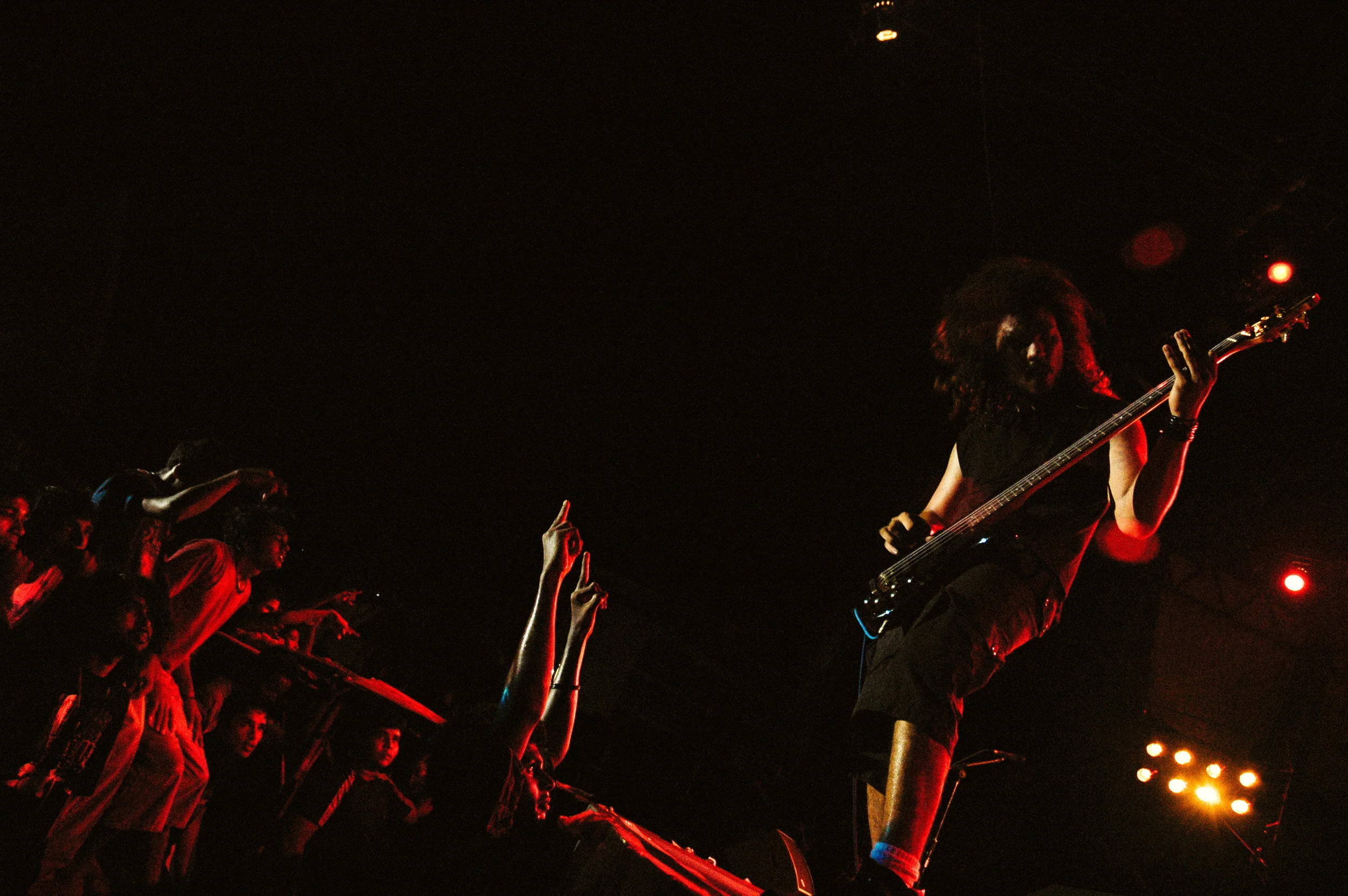 Addo from Fasy Live showing us that it was okay to dream of being a rockstar | Rockstorm, Malé City Carnival Stage | Nikon D70s | (2008)