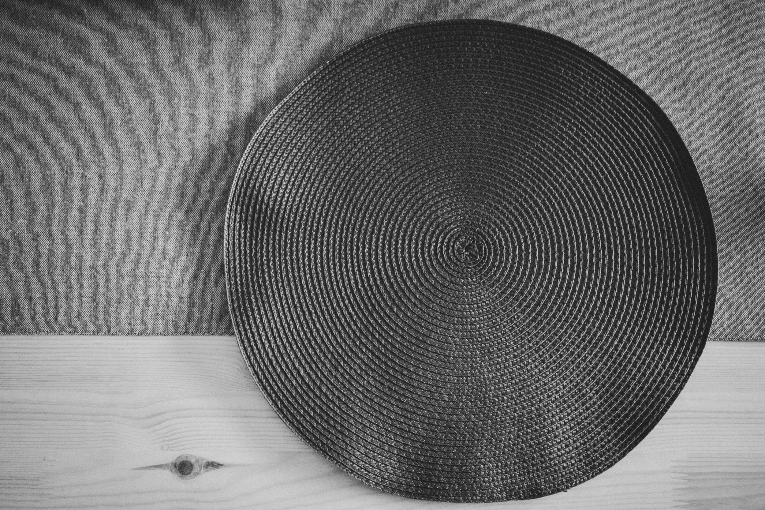 Burakashi’s #StayAtHome Photo Class - Lesson 01: Monochrome Patterns and Textures