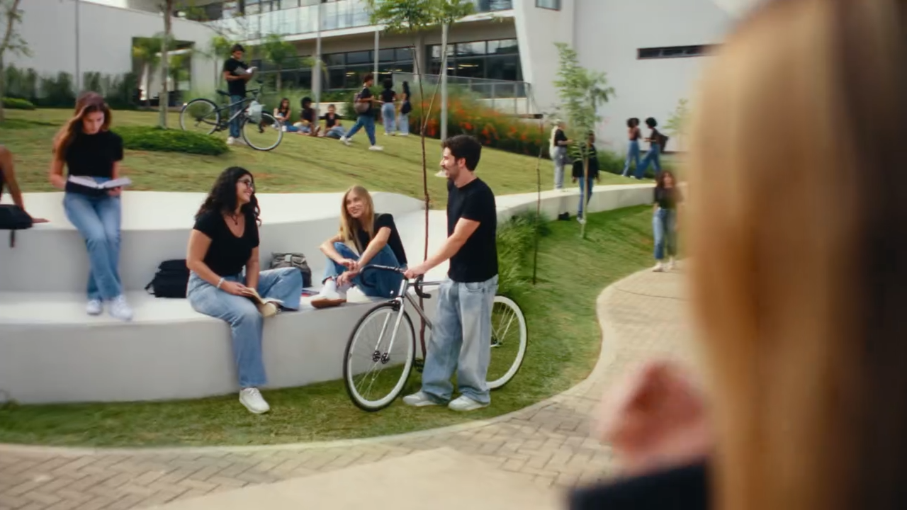 frame-9.png
