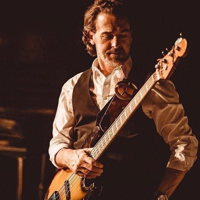 Berry Oakley Jr. — ROOTS ROCK REVIVAL