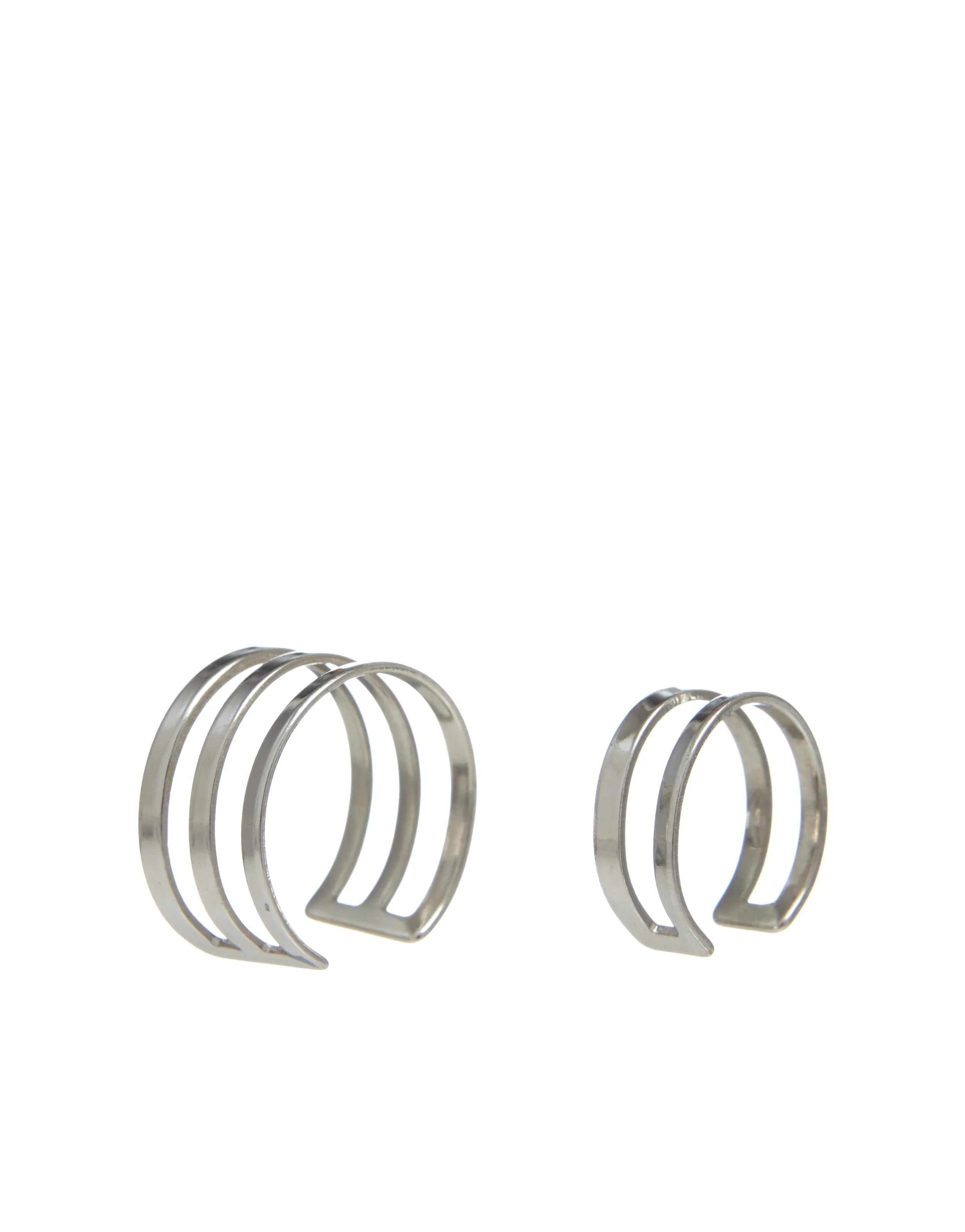 SET OF 2 SILVER RINGS .jpeg