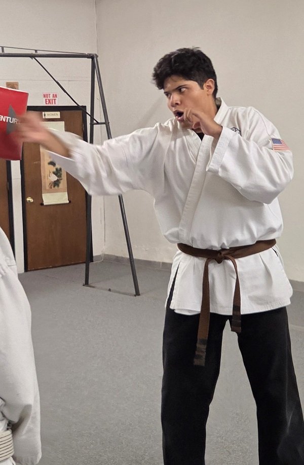 20250808_200256 (2).jpg