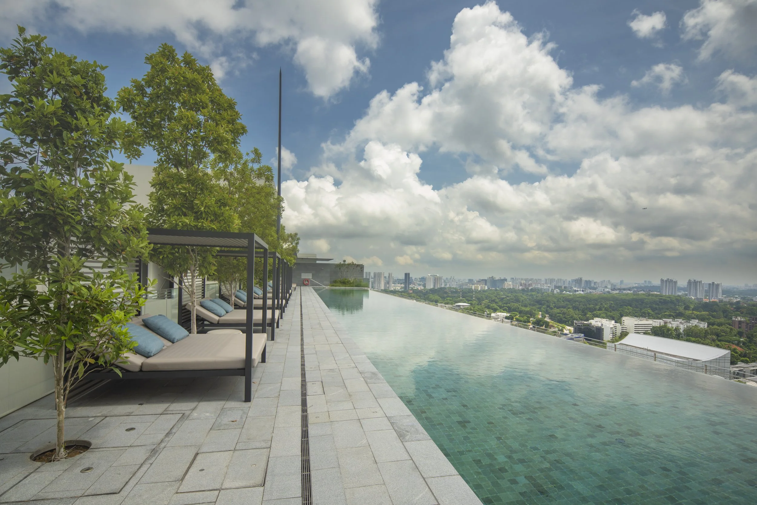 9 OBV Roof Terrace Pool.jpg