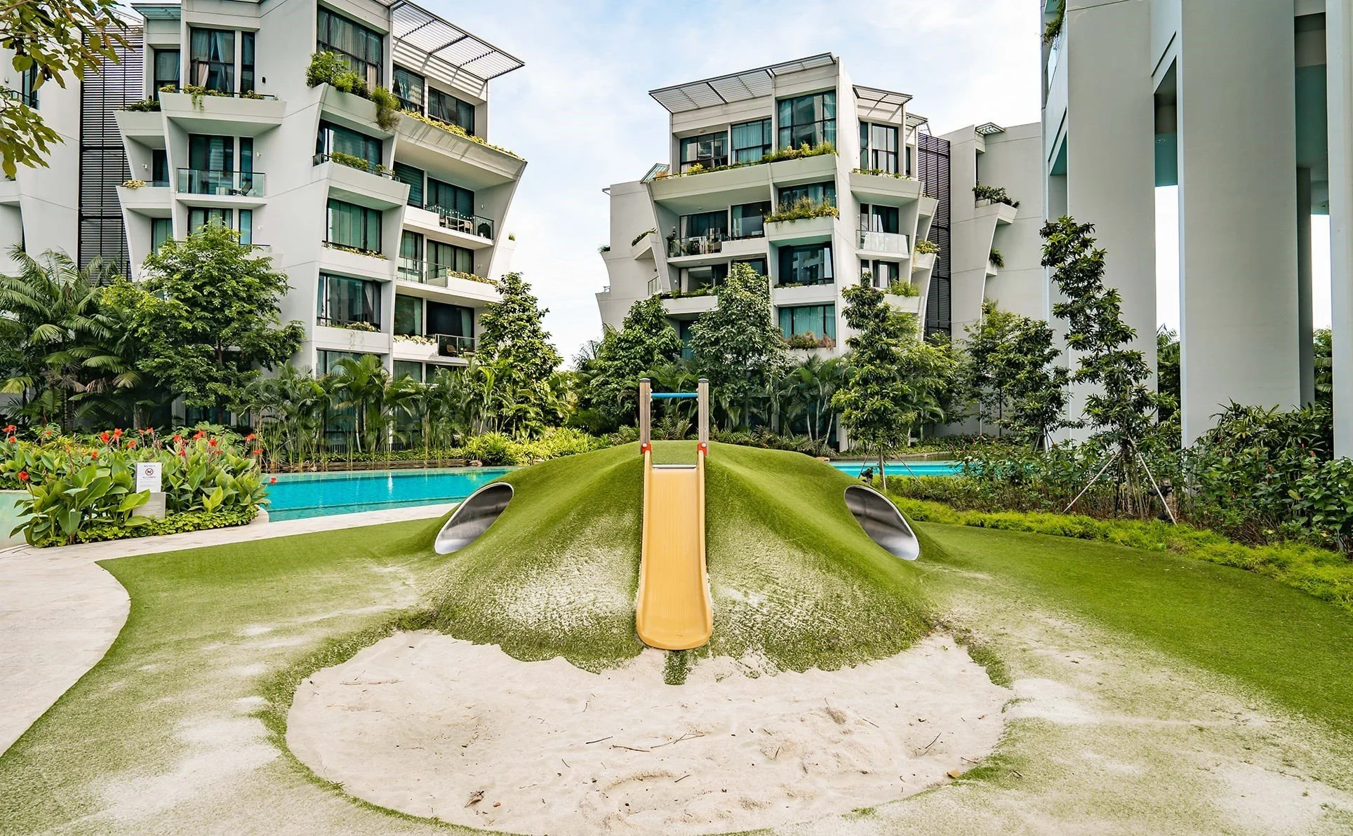 the-crest-condo-playground.jpg
