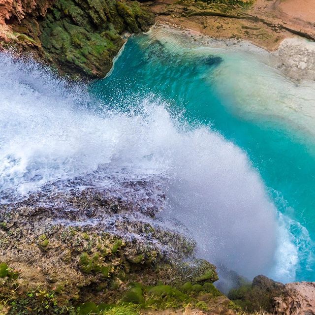 #Mooney #Falls
&bull;
.
#Havasupai #Waterfalls #AZ #Route66 #GrandCanyon #Grid #Instagrid #Instapanorama #Travel #Beauty #Nature #LandscapePhotography #HavasupaiFalls #NationalGeographic #HireMe  #GetOutdoors #TakeAHike #Arizona #NationalParks #Outdo