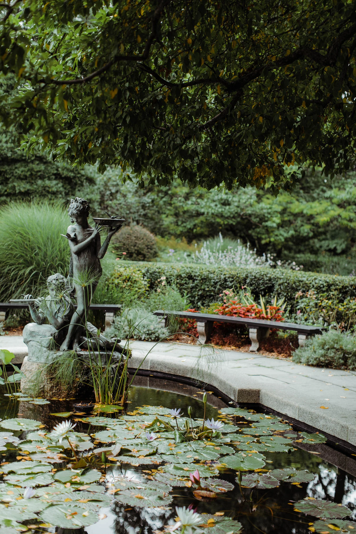 conservatory-garden-wedding-amber-gress-0002-.jpg
