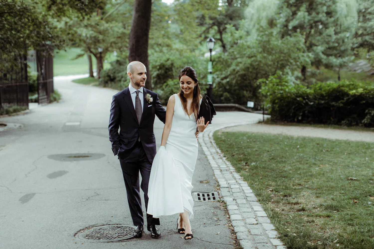 conservatory-garden-wedding-amber-gress-0089-.jpg