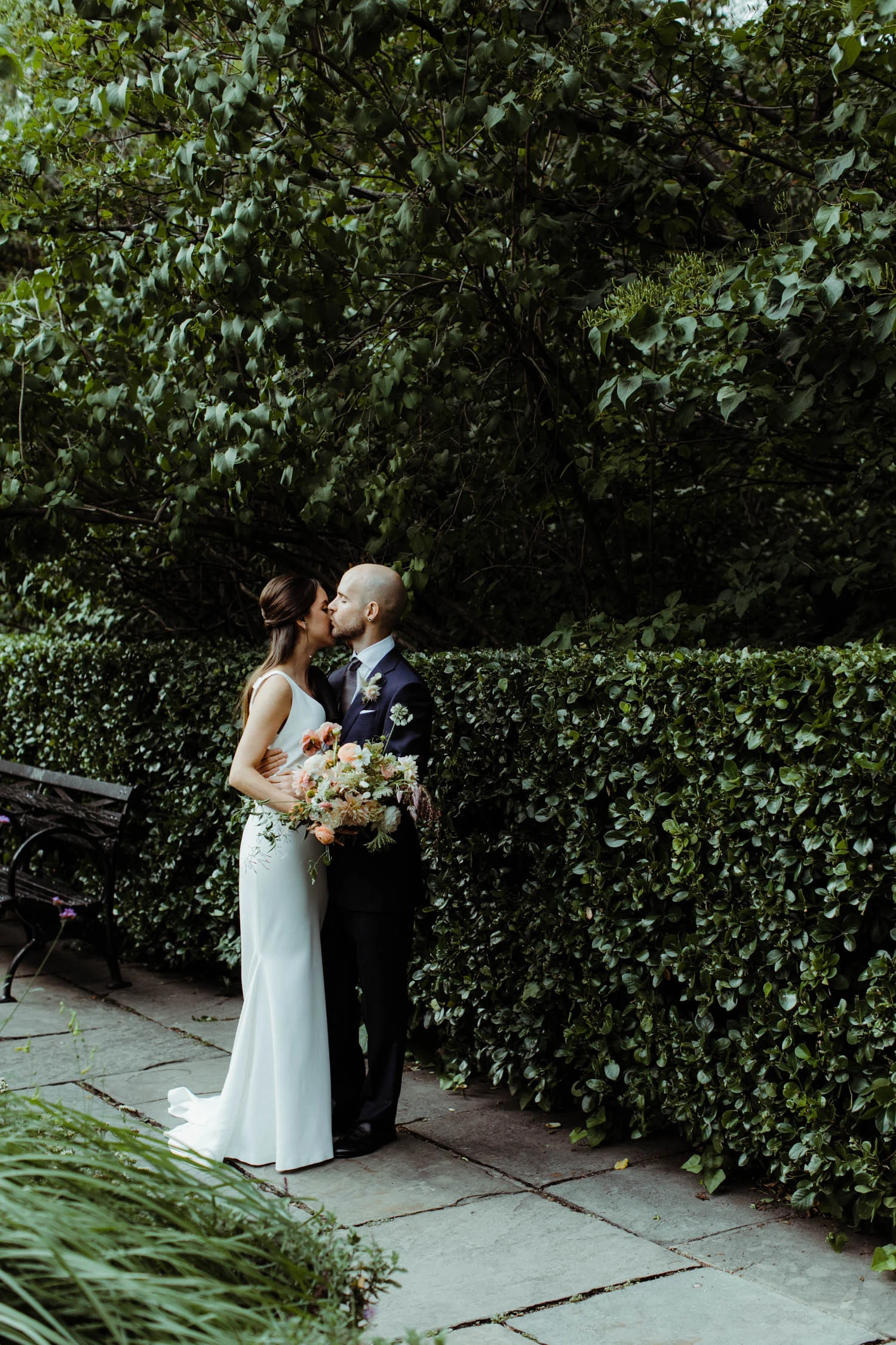 conservatory-garden-wedding-amber-gress-0140-.jpg
