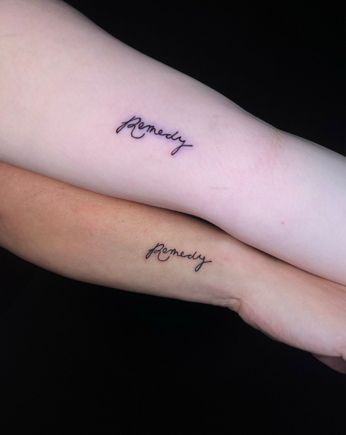 Apparently it&rsquo;s handwriting day? 

So here&rsquo;s a mother - daughter handwriting tattoo I just did. 

❤️❤️❤️

#handwritingtattoo