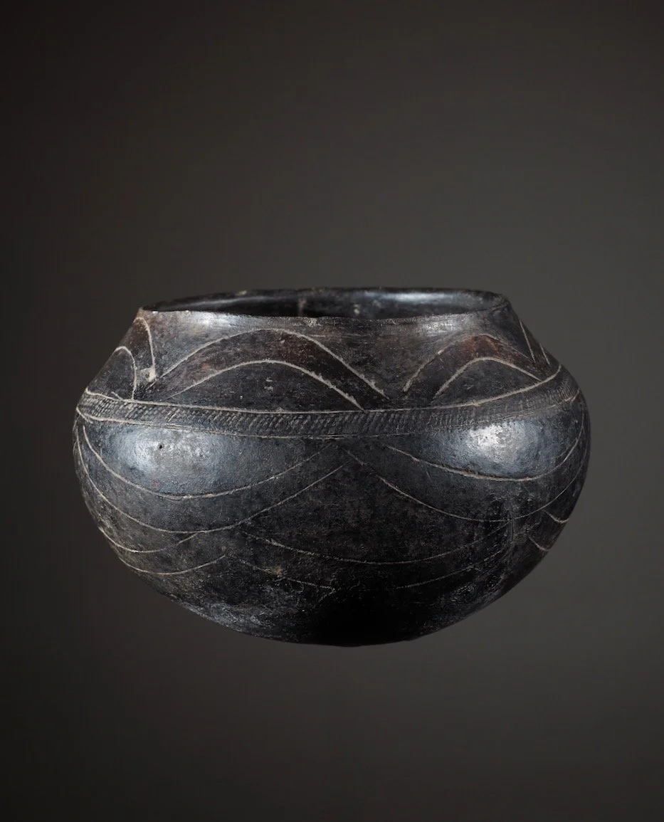 Antique Tonga clay pot, Zimbabwe — Karlsson Wickman