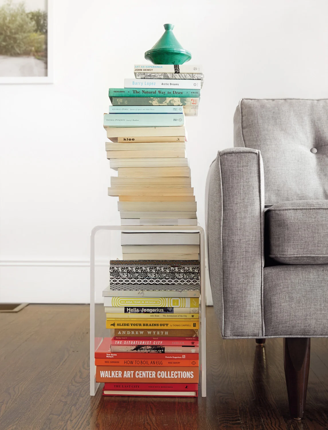 pg6_13_387_stc novel living7631.jpg