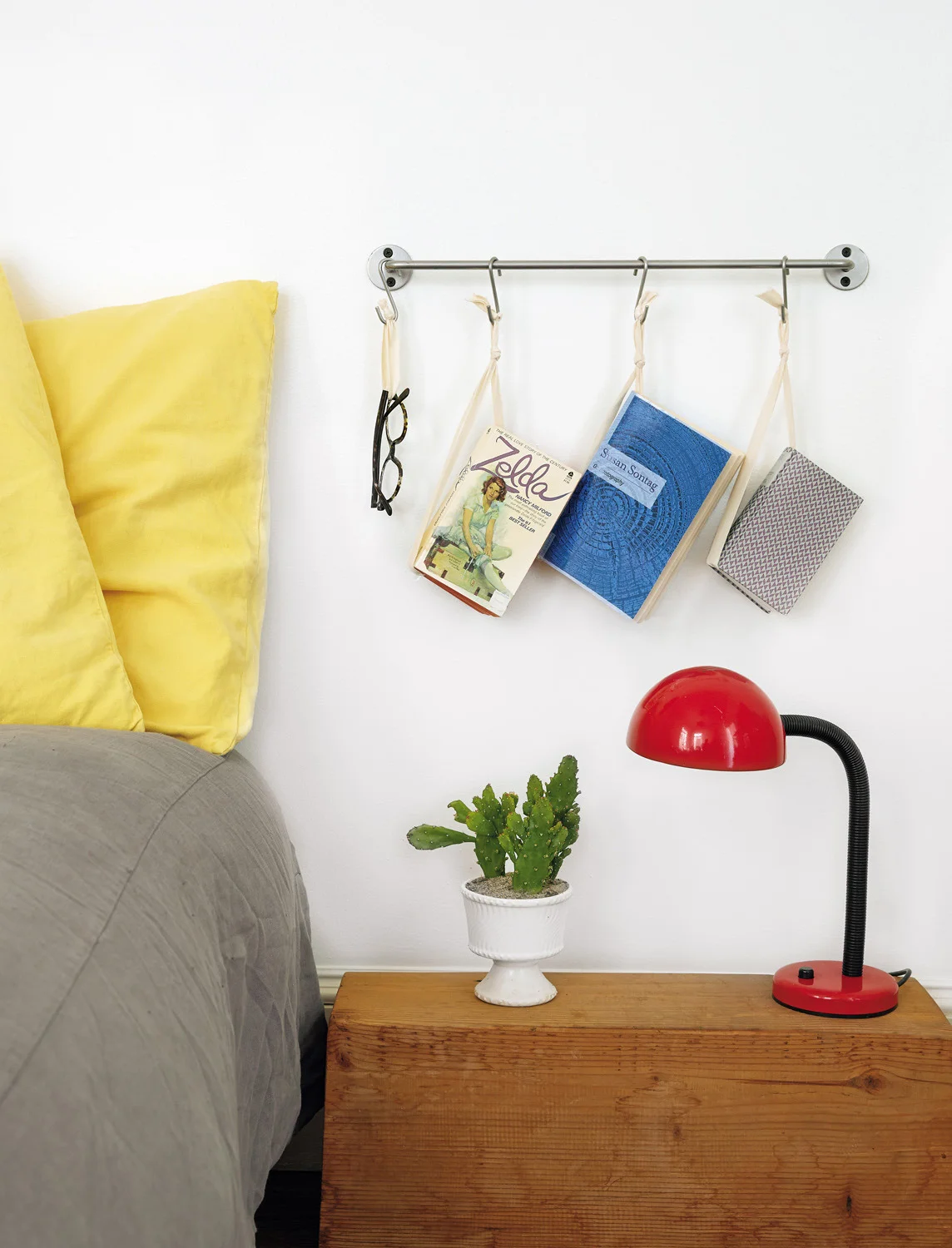 pg54_13_387_stc novel living7935.jpg