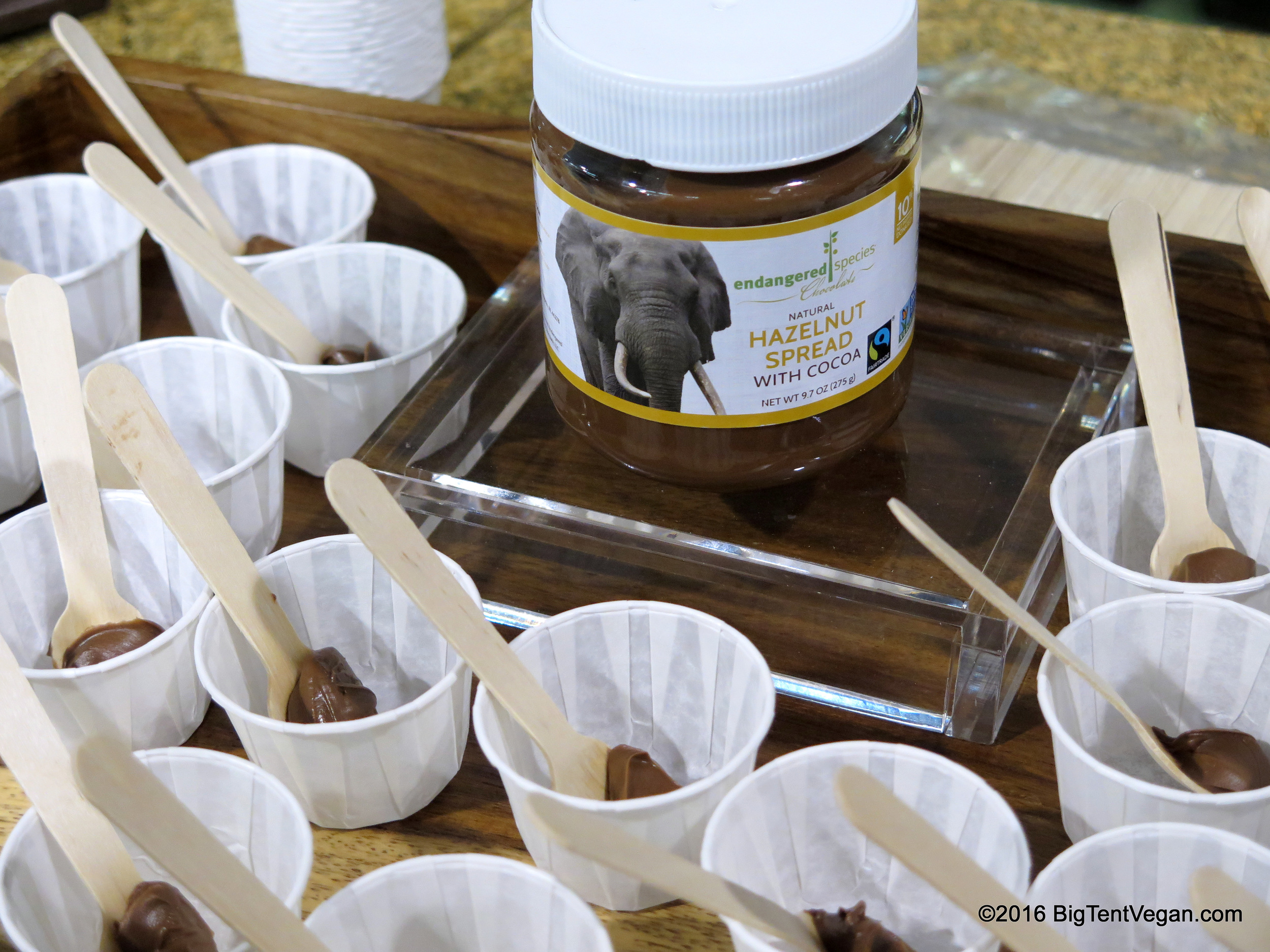 Endangered Species Hazelnut Spread with Cocoa