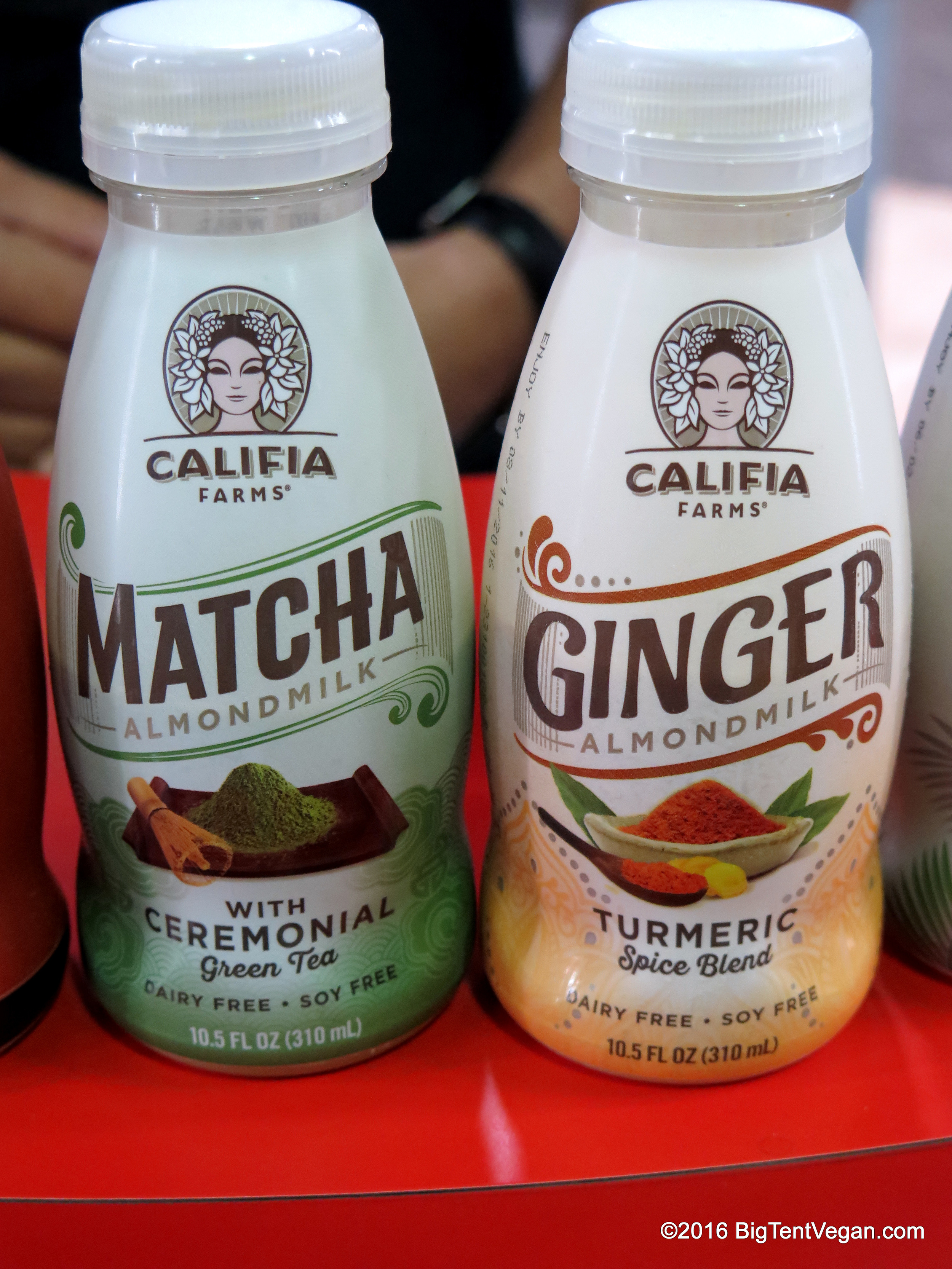 Calafia Farms Matcha & Ginger Almond Milk