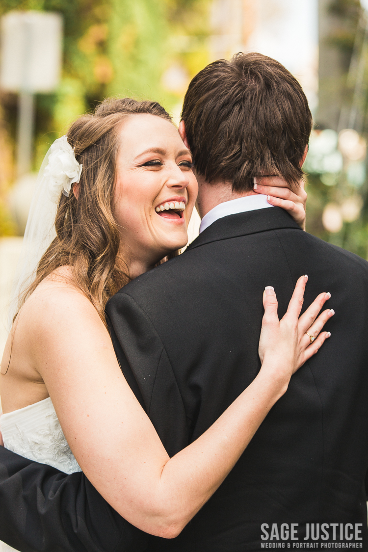 25 Spruce Street Suspension Bridge bride and groom 3.jpg