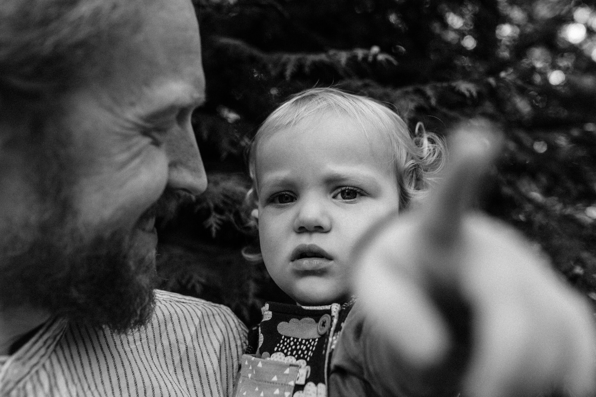 FAMILY PHOTOGRAPHER RUTLAND NORTHAMPTONSHIRE STAMFORD GHOST PHOTO 106.JPG