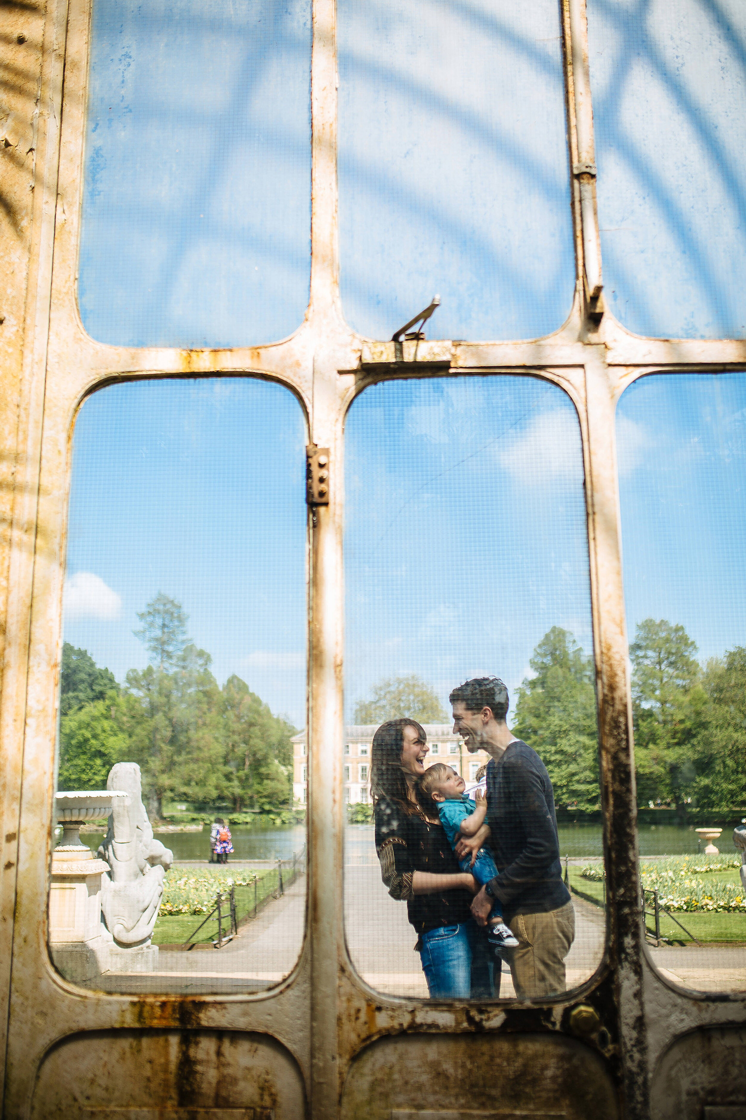 FAMILY PHOTOGRAPHER RUTLAND NORTHAMPTONSHIRE STAMFORD GHOST PHOTO 108.JPG