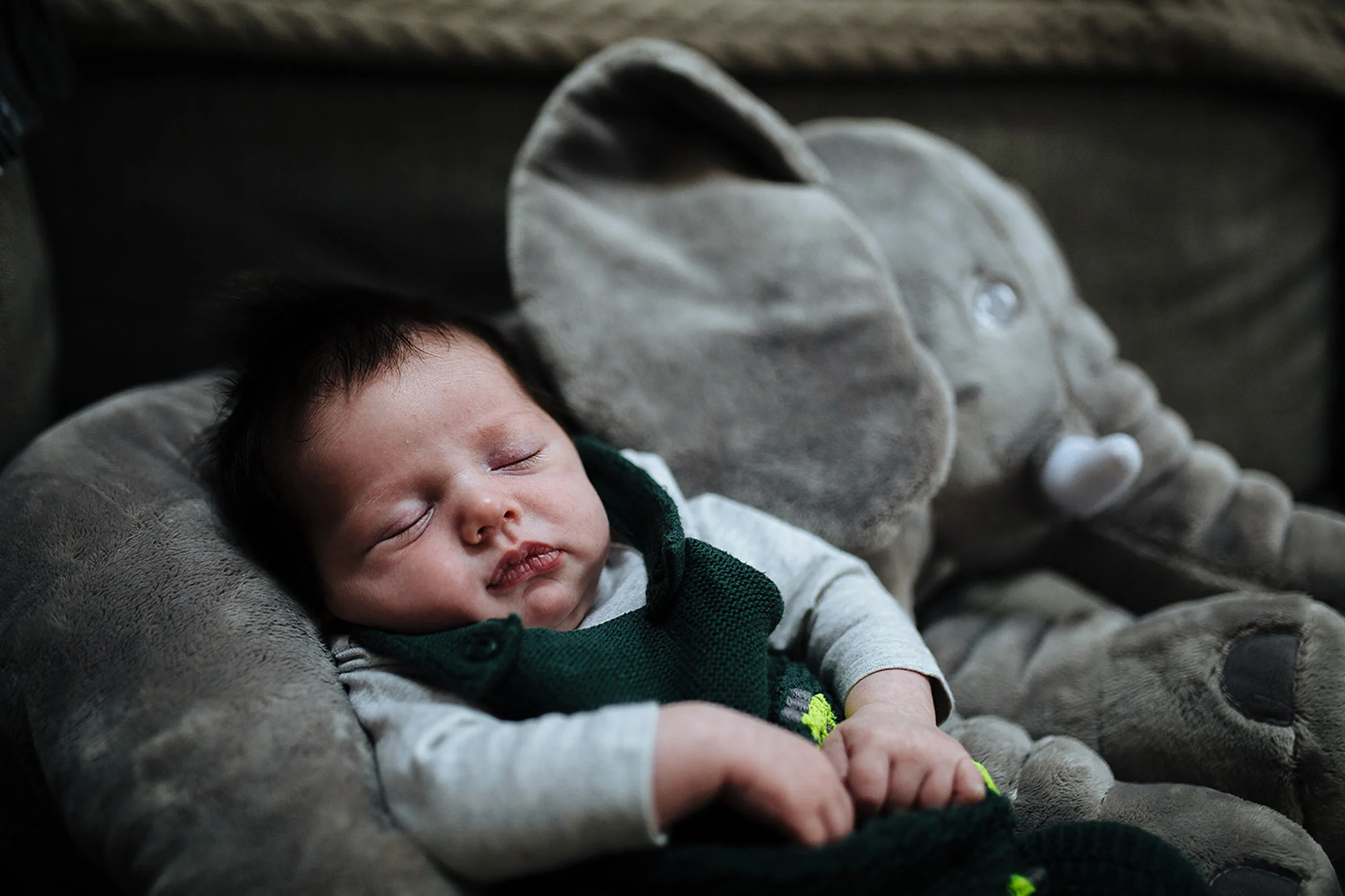 NEWBORN PHOTOGRAPHER RUTLAND NORTHAMPTONSHIRE STAMFORD GHOST PHOTO 28.JPG
