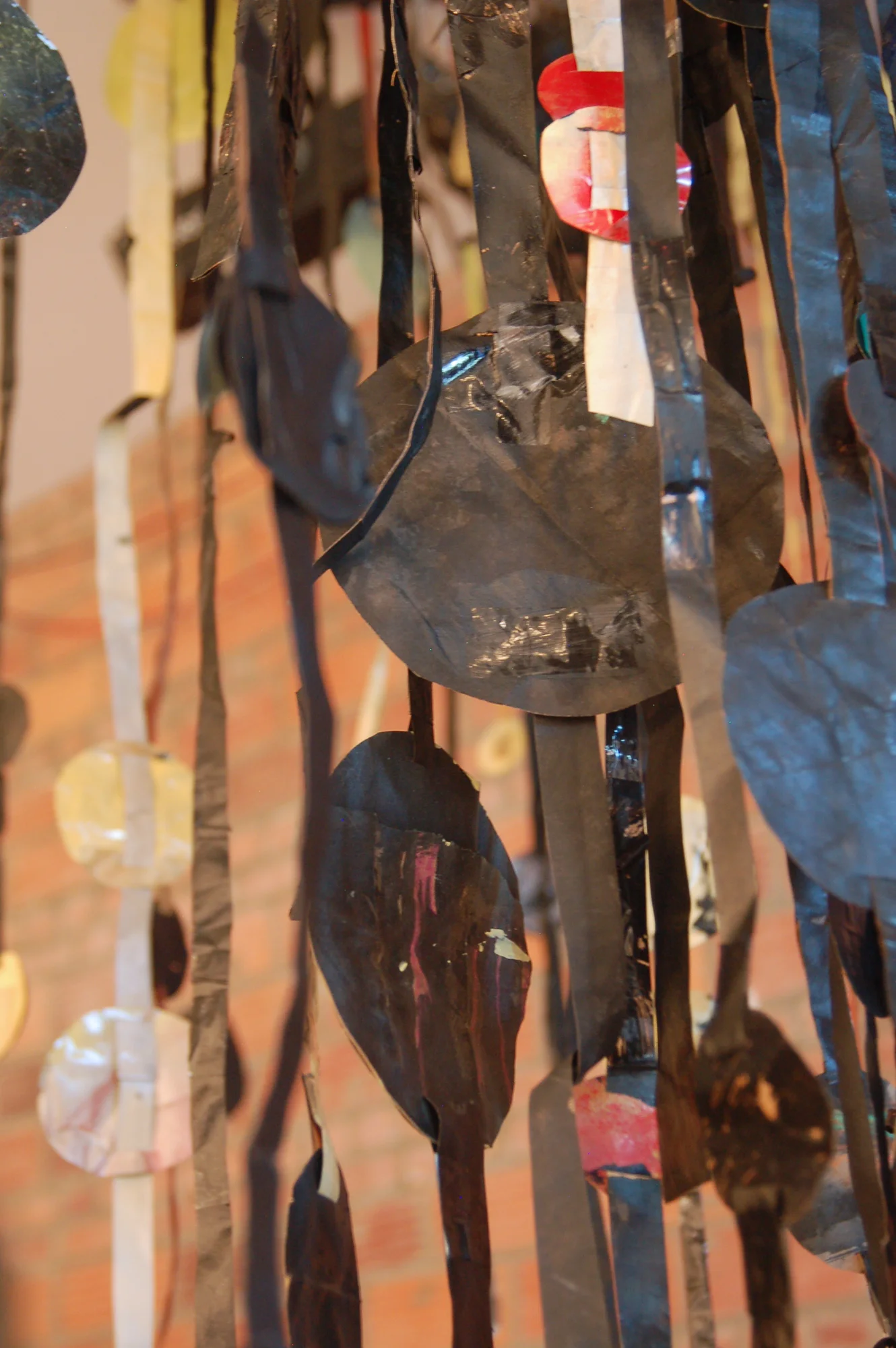 hangingpiece_detail_web_2.jpg
