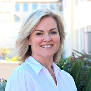 Renee Headshot_300X300.jpg