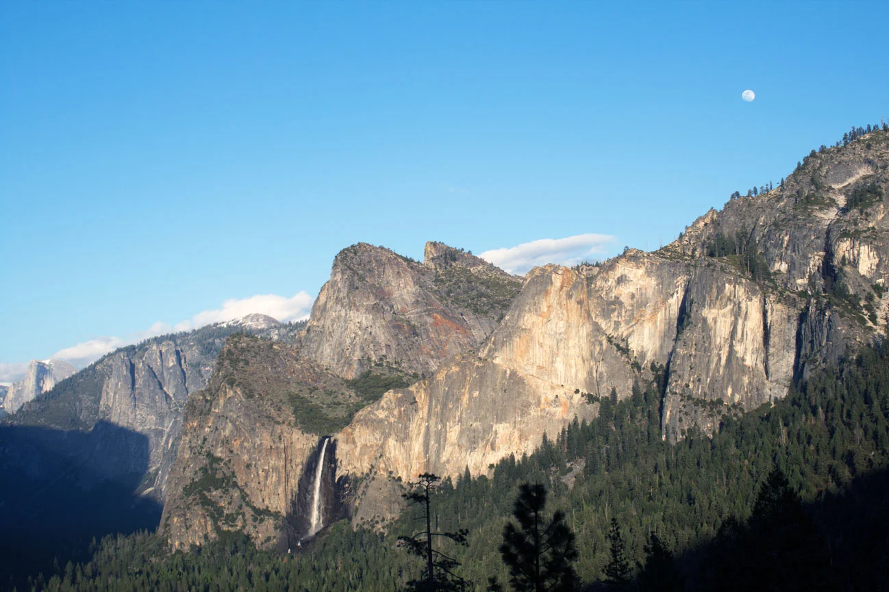 MoonCanyon.jpg