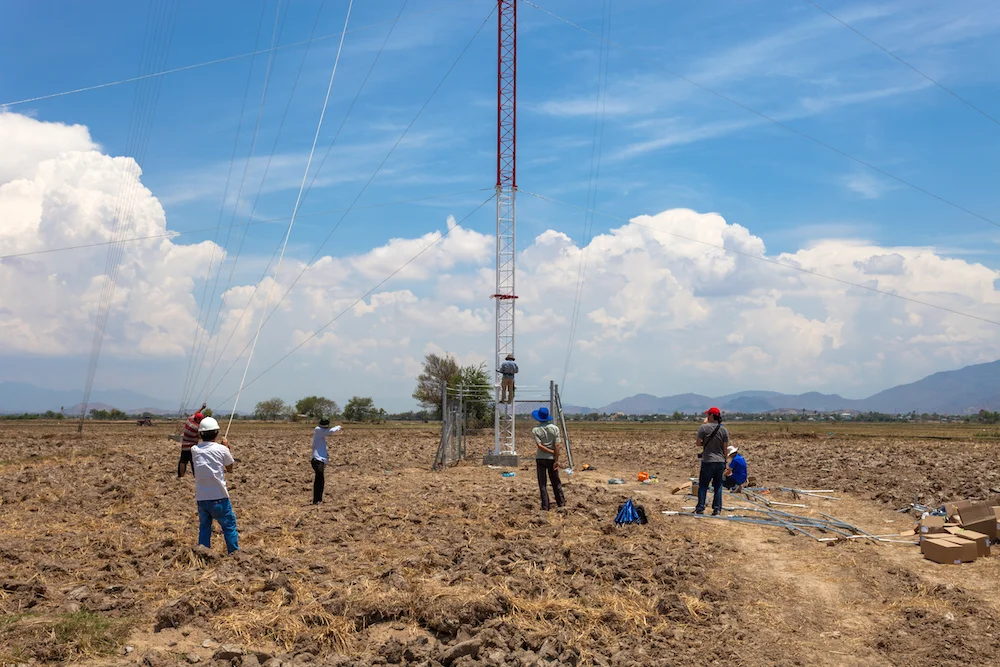 Installation of The Blue Circle's 3rd met mast in Vietnam