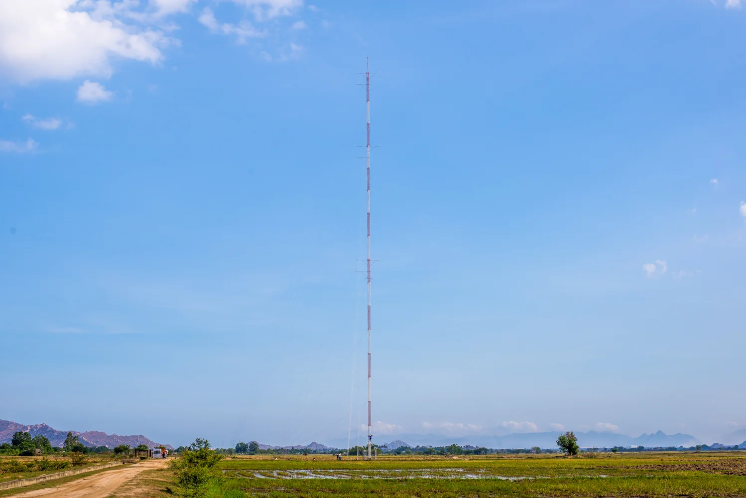 Dam Nai Project - 100m Met Mast Installation