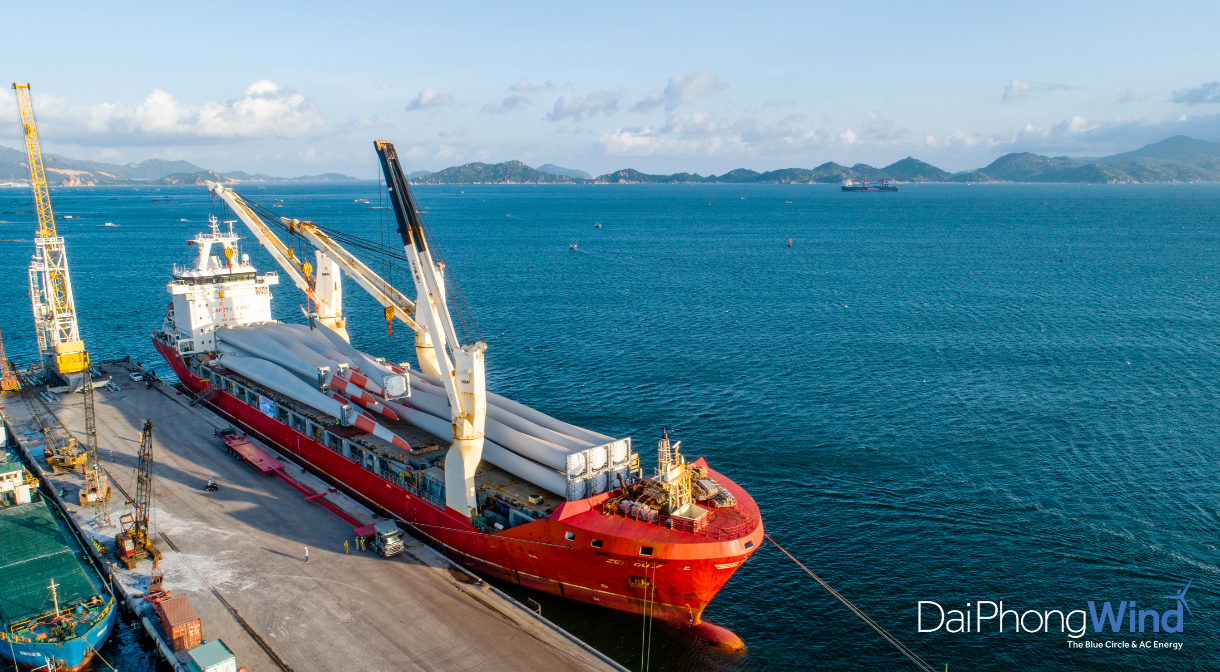 Arrival of Vestas V150-4.2MW Wind Turbines in Cam Ranh